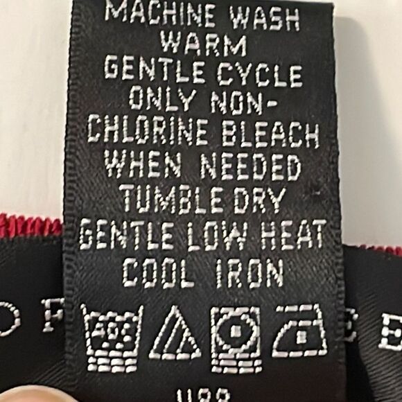 Geoffrey Beene deep red sleeveless shell with stretch size Small - Picture 5 of 6